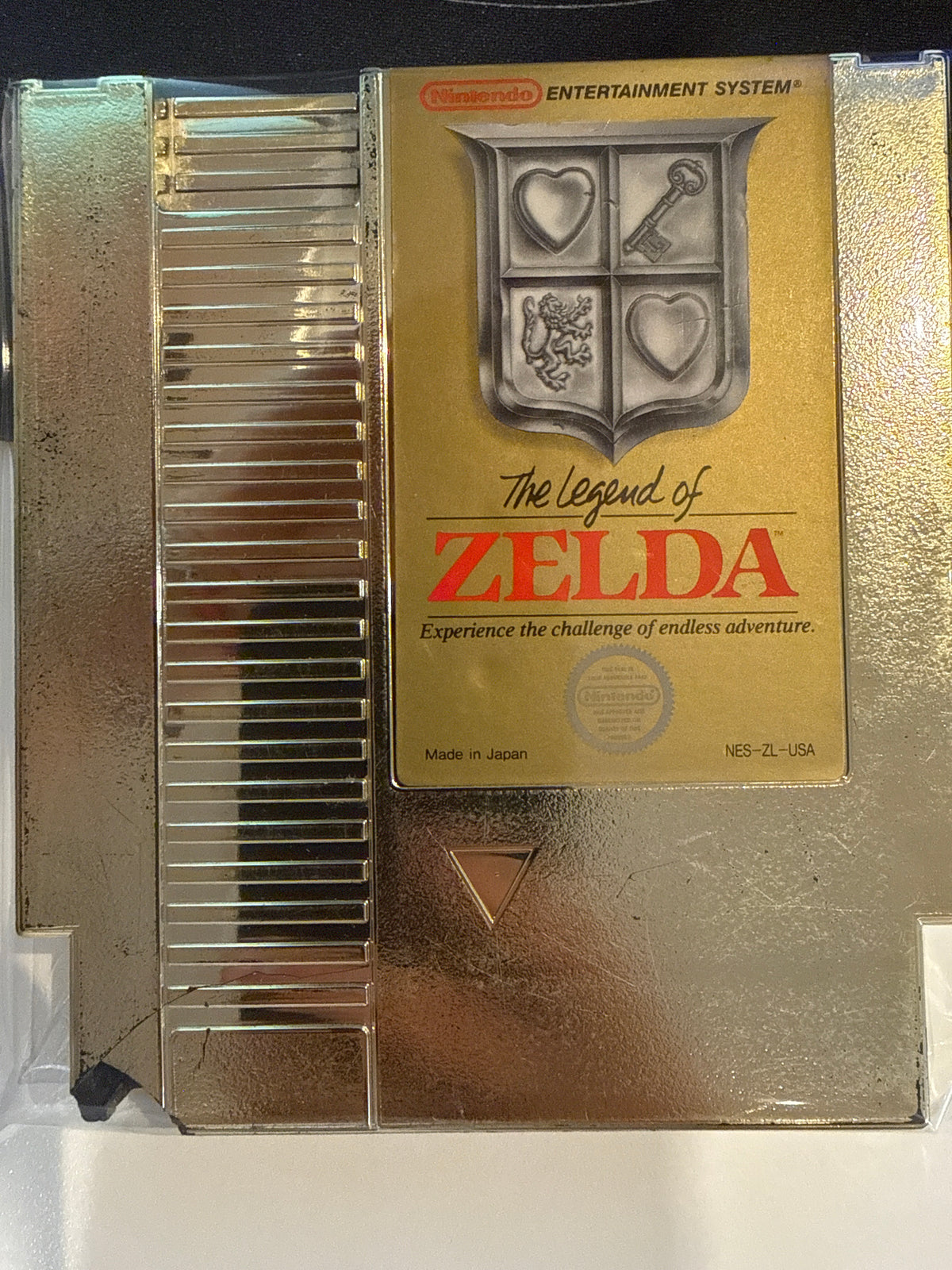 🔴 NES The Legend Of Zelda 3-Screw Gold Cart