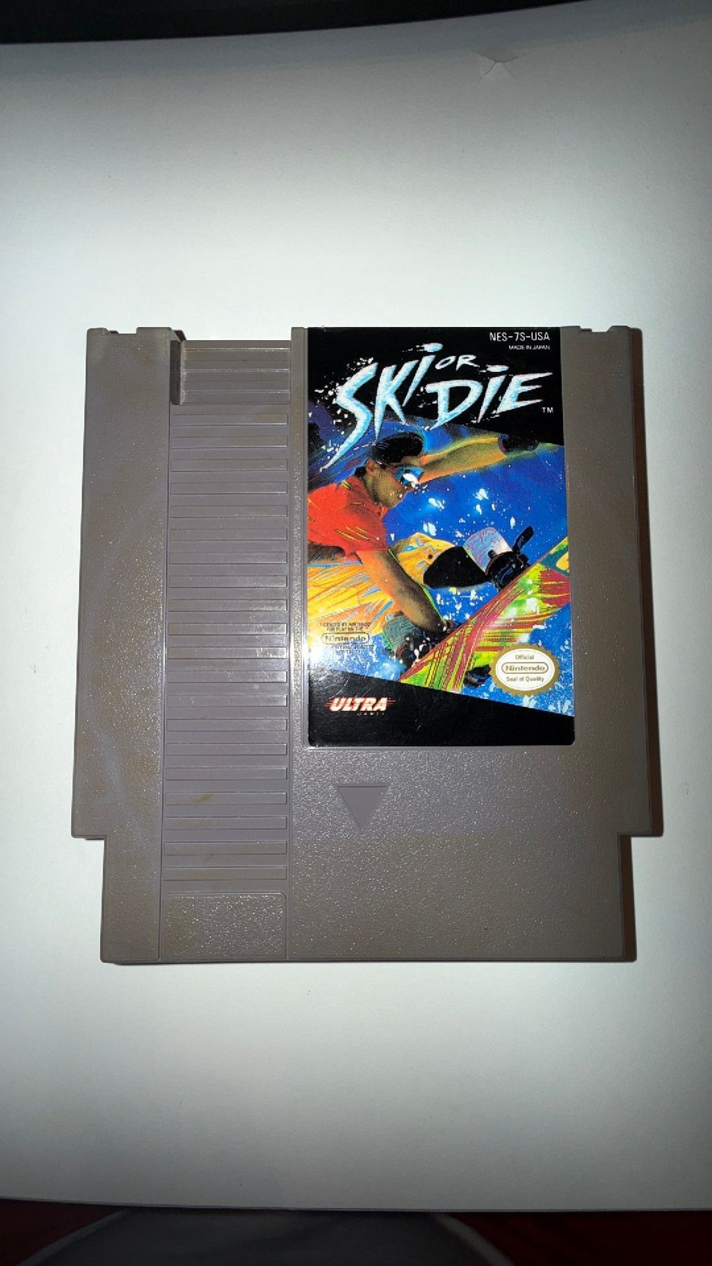🟢 NES Ski or Die